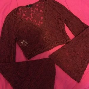 Forever 21 Lace Long-sleeve crop top
